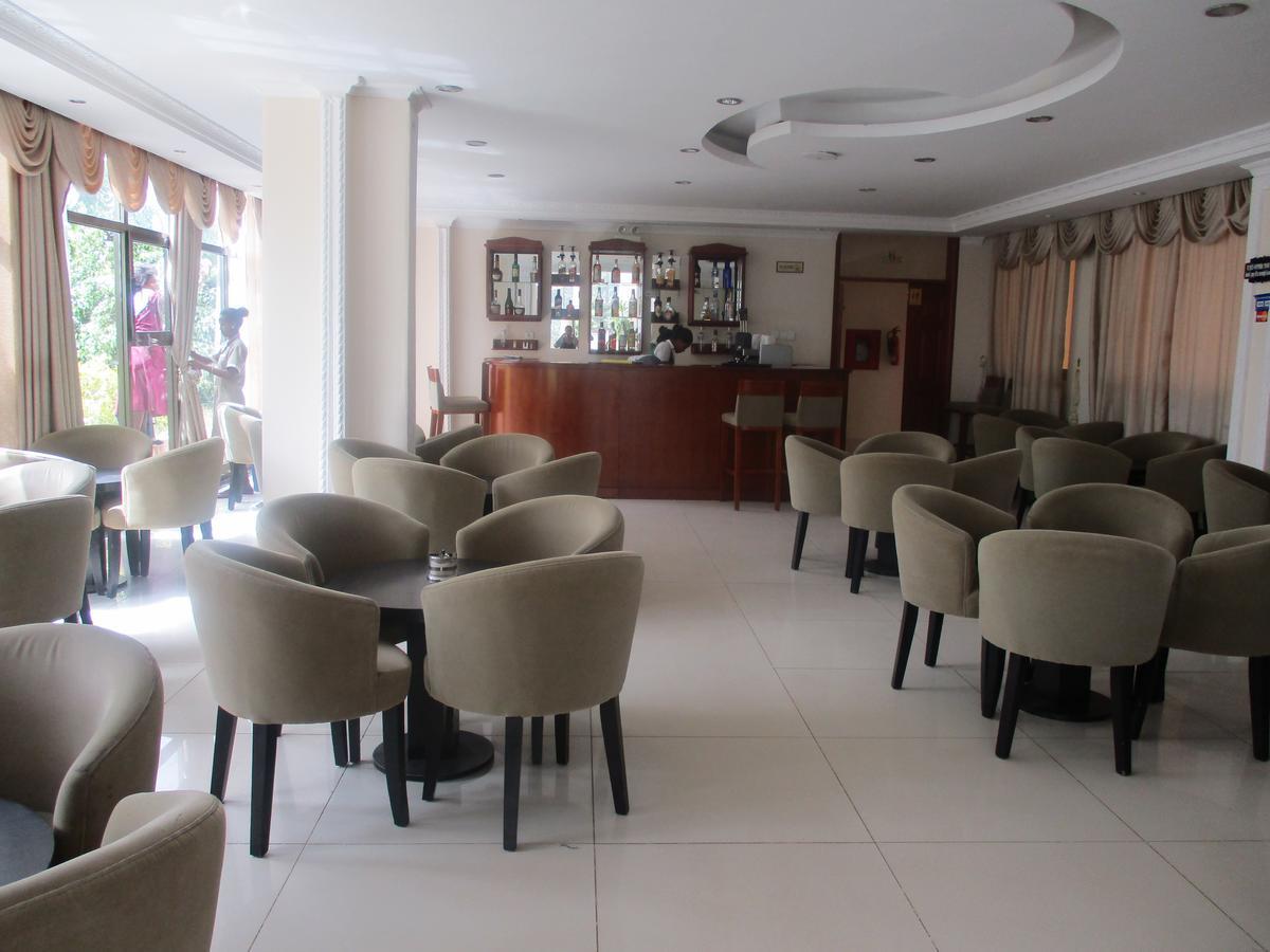 אקסום Sabean International Hotel מראה חיצוני תמונה